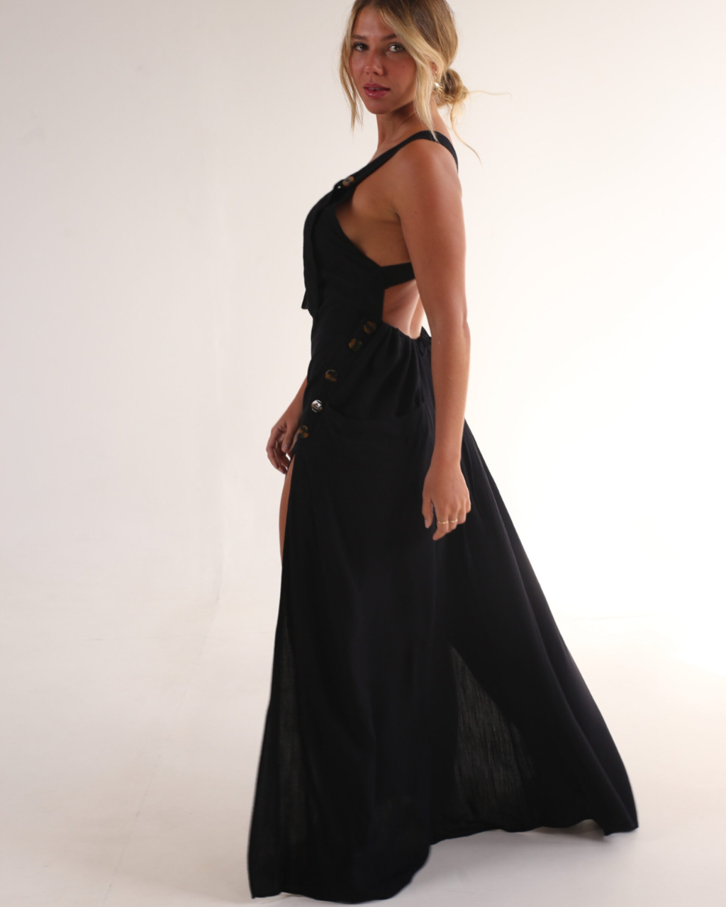 Vestido Emily Preto